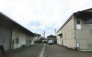 西成倉庫